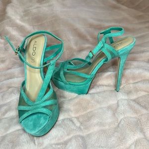 ALDO Sued High Heels
